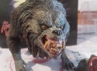 Figura Un Hombre Lobo Americano en Londres